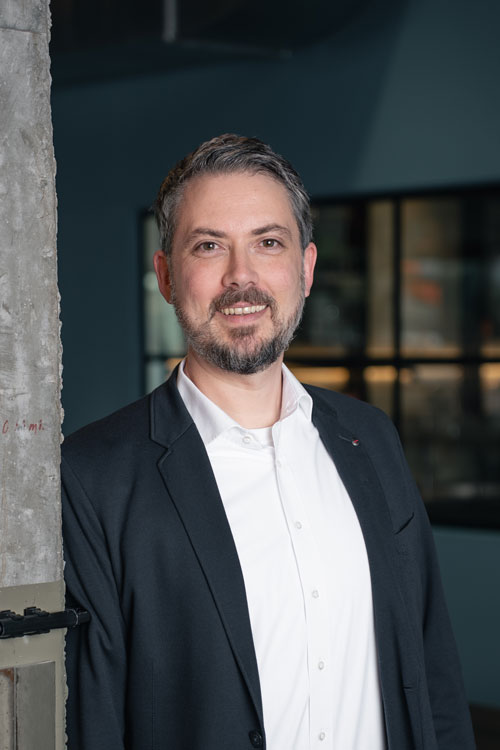 Jörn-Henrik Dux, stellvertretender Geschäftsführer, Projektleitung, Marketing und Veranstaltungen beim OWL Maschinenbau e. V.
