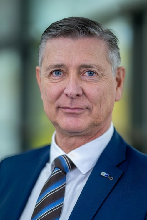 Jürgen Behlke, Vorstandsmitglied beim OWL MASCHINENBAU e. V. und Geschäftsführer der IHK Ostwestfalen.